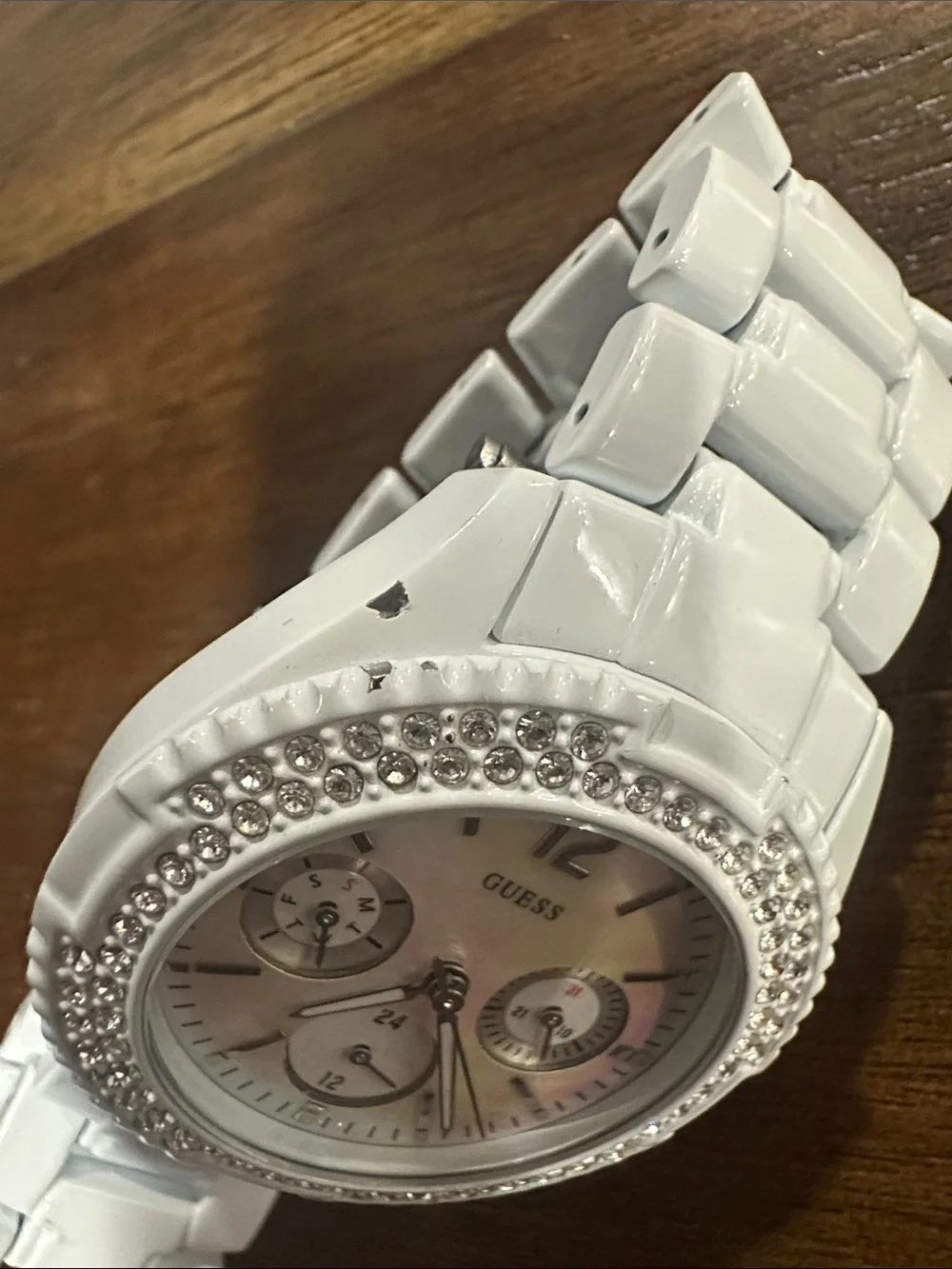 GUESS White & Crystal Waterpro Watch G12543L - Good Condition